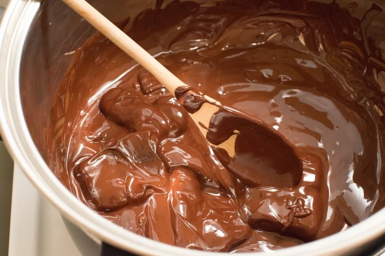 σοκολάτα γλυκό πραλίνα σοκολάτας σε βαζακι